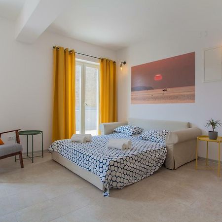 Apartment Garden Breeze เซรส ภายนอก รูปภาพ