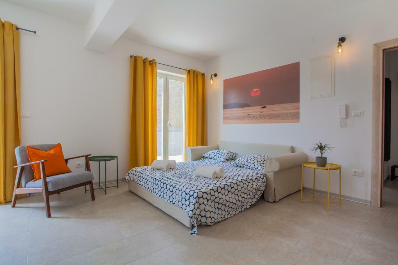 Apartment Garden Breeze เซรส ภายนอก รูปภาพ